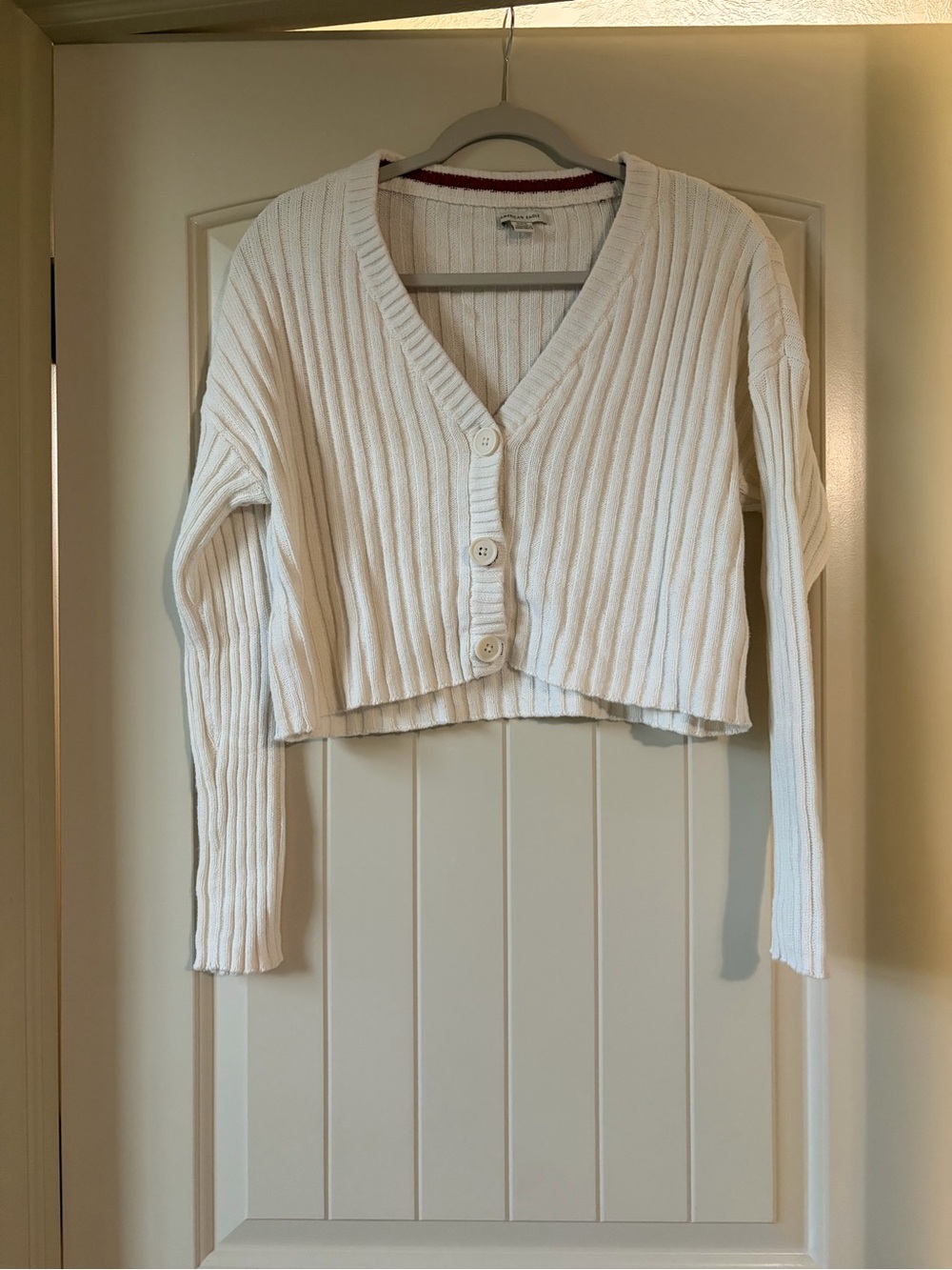 American Eagle Cropped Ribbed Button Up Cardigan